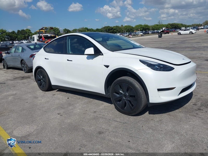2024 TESLA MODEL Y LONG RANGE SINGLE MOTOR REAR-WHEEL DRIVE/RWD – Lot 44438493 auction photo
