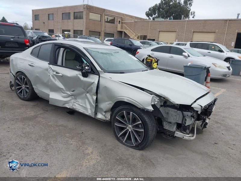 2021 VOLVO S60 T5 MOMENTUM – Lot 44505772 auction photo