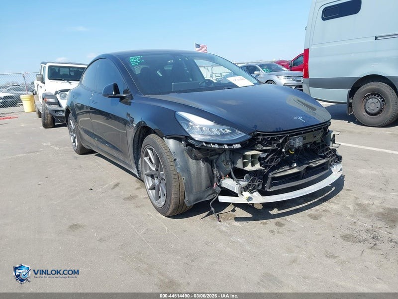 2021 TESLA MODEL 3 LONG RANGE DUAL MOTOR ALL-WHEEL DRIVE – Lot 44514490 auction photo