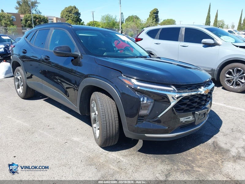 2025 CHEVROLET TRAX FWD LT – Lot 44623069 auction photo