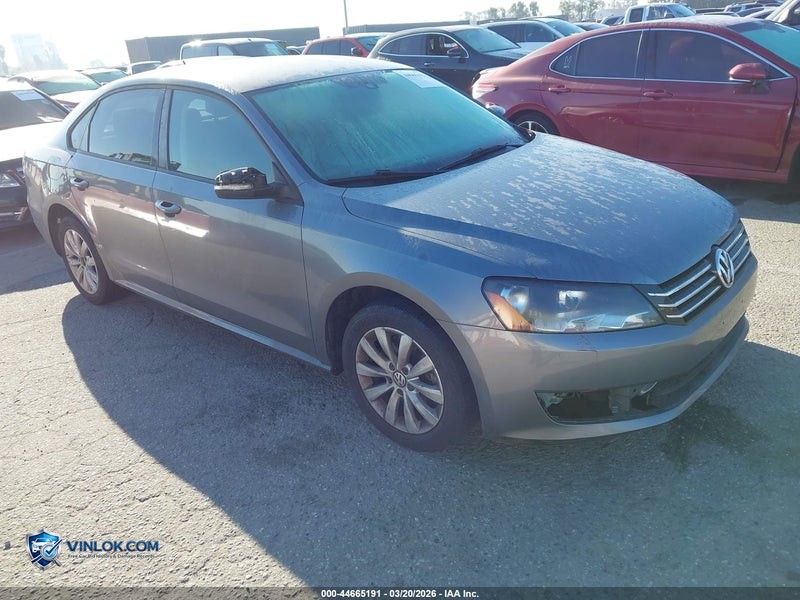 2013 VOLKSWAGEN PASSAT S – Lot 44665191 auction photo