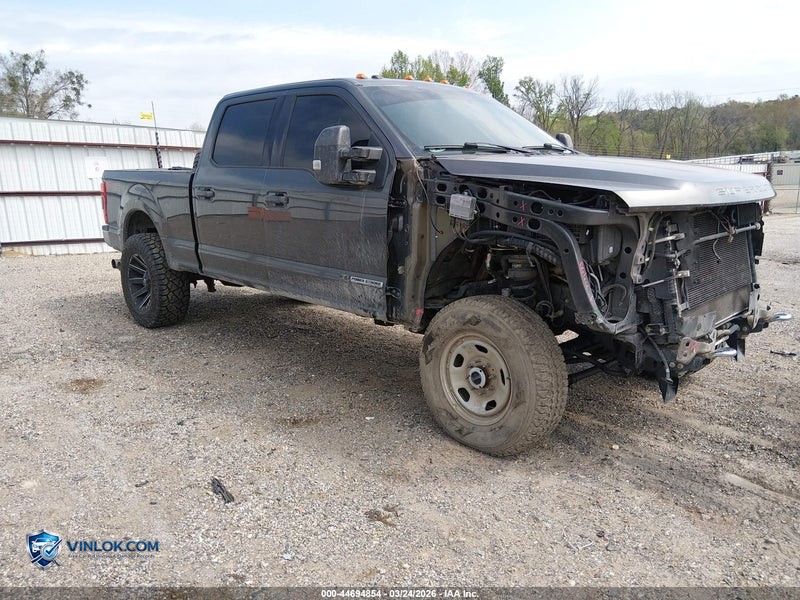 2017 FORD F-250 LARIAT – Lot 44694854 auction photo
