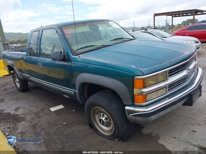 1998 CHEVROLET K2500 FLEETSIDE – Lot 44722252 auction photo