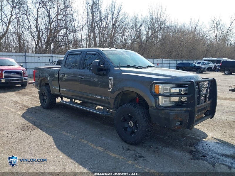 2017 FORD F-350 LARIAT – Lot 44734596 auction photo