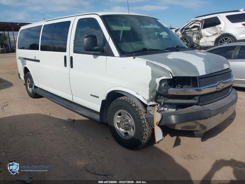 2004 CHEVROLET EXPRESS   – Lot 44736060 auction photo