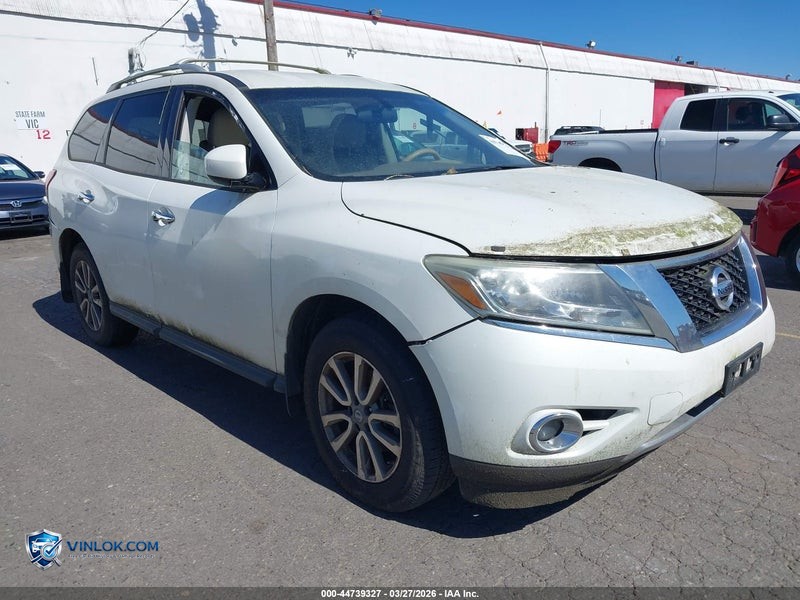 2014 NISSAN PATHFINDER SV – Lot 44739327 auction photo