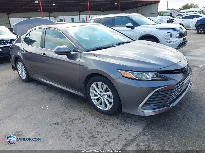 2021 TOYOTA CAMRY LE – Lot 44757076 auction photo