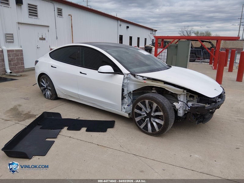 2025 TESLA MODEL 3 LONG RANGE ALL-WHEEL DRIVE – Lot 44774042 auction photo