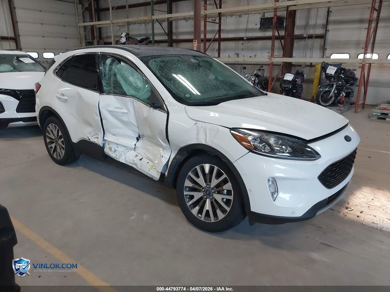 2020 FORD ESCAPE TITANIUM – Lot 44793774 auction photo