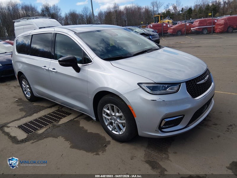 2024 CHRYSLER PACIFICA TOURING L – Lot 44810503 auction photo