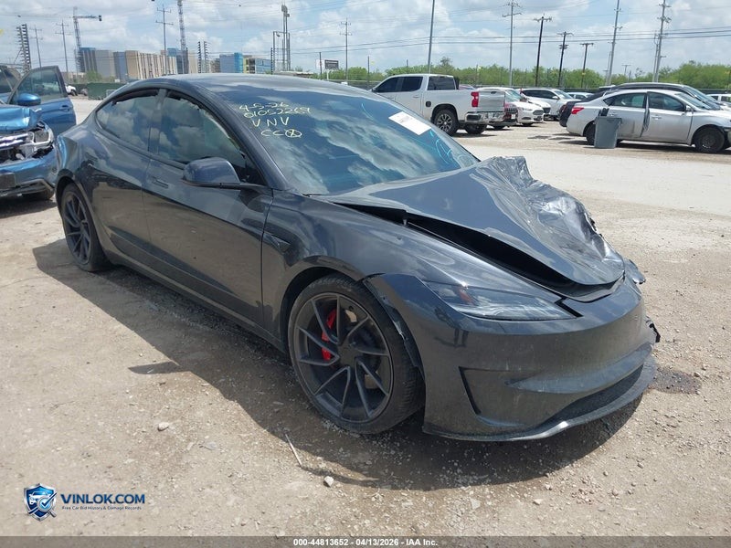 2025 TESLA MODEL 3 PERFORMANCE ALL-WHEEL DRIVE – Lot 44813652 auction photo