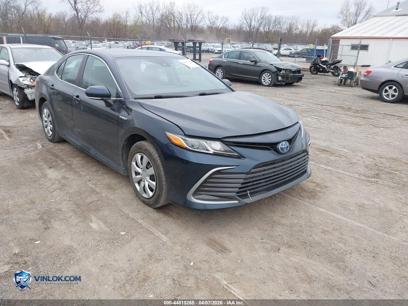 2021 TOYOTA CAMRY LE HYBRID – Lot 44815265 auction photo