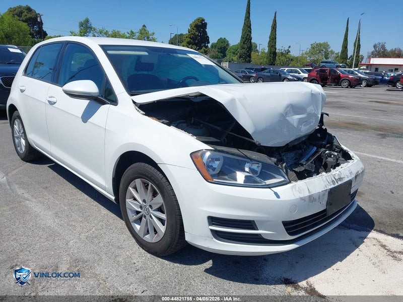 2016 VOLKSWAGEN GOLF TSI S 4-DOOR – Lot 44821755 auction photo