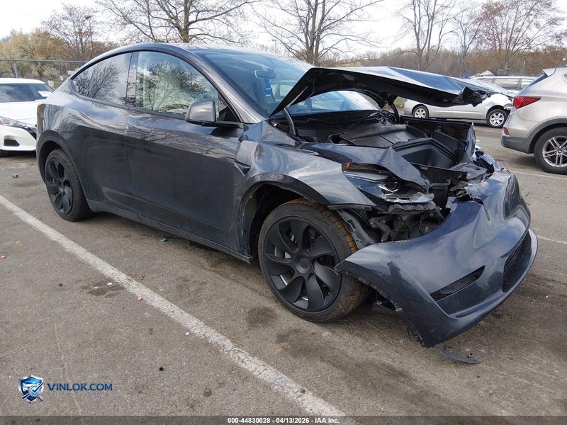 2024 TESLA MODEL Y LONG RANGE DUAL MOTOR ALL-WHEEL DRIVE – Lot 44830028 auction photo
