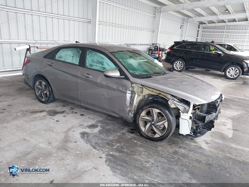 2023 HYUNDAI ELANTRA SEL – Lot 44832846 auction photo