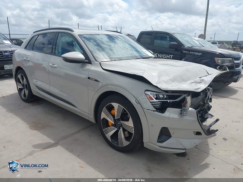 2022 AUDI E-TRON PREMIUM PLUS QUATTRO – Lot 44836010 auction photo