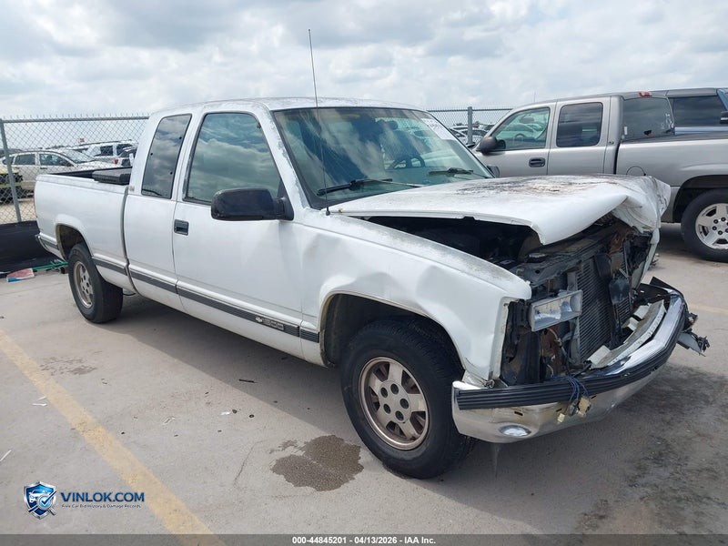 1995 CHEVROLET GMT-400 C1500 – Lot 44845201 auction photo