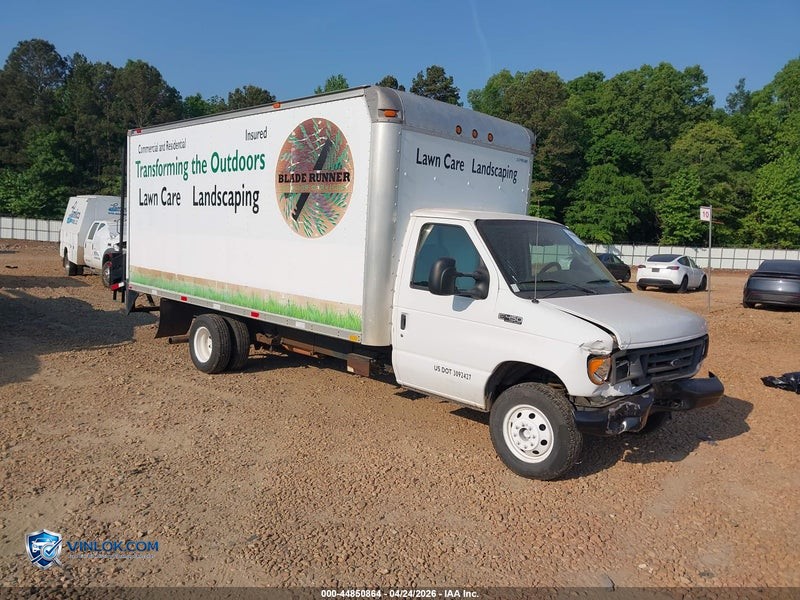 2003 FORD E-450 CUTAWAY STANDARD – Lot 44850864 auction photo