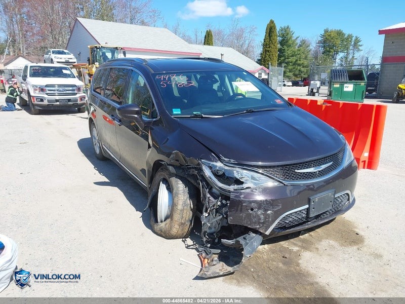 2019 CHRYSLER PACIFICA TOURING L – Lot 44865482 auction photo