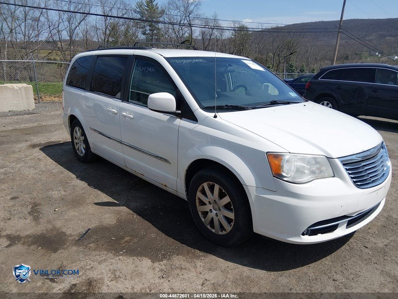 2011 CHRYSLER TOWN & COUNTRY TOURING-L – Lot 44872601 auction photo