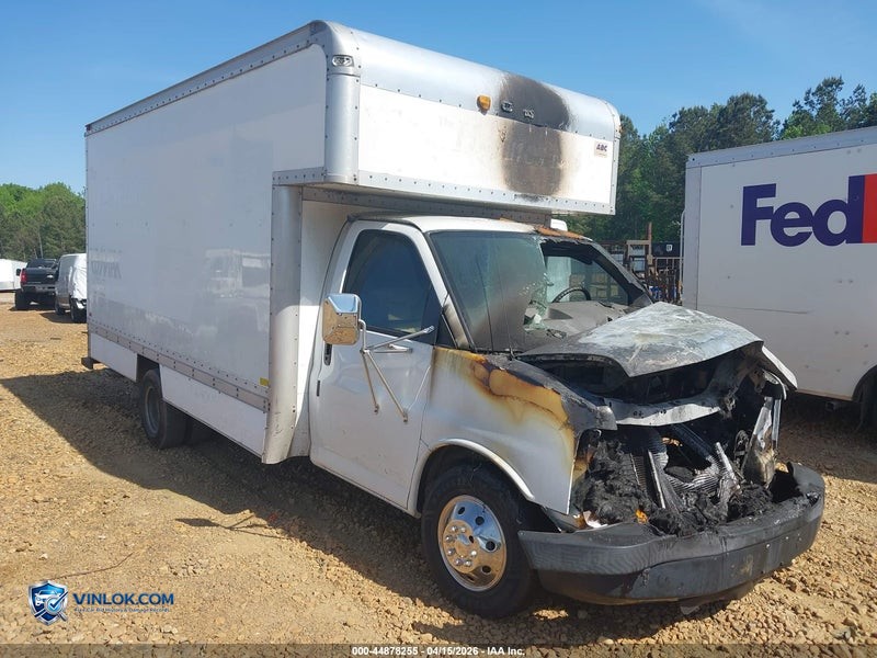 2005 GMC SAVANA CUTAWAY STANDARD W/C7A – Lot 44878255 auction photo