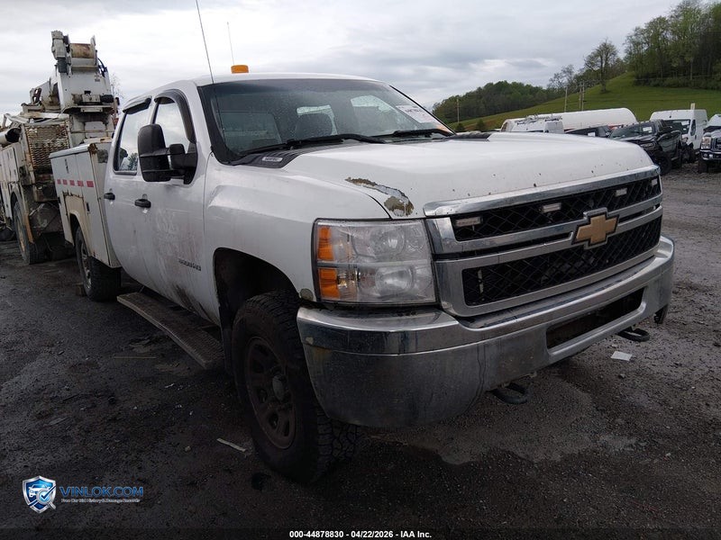 2011 CHEVROLET SILVERADO 3500HD WORK TRUCK – Lot 44878830 auction photo