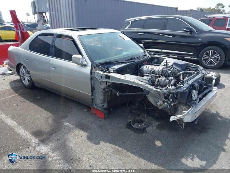 2000 LEXUS LS 400   – Lot 44882264 auction photo