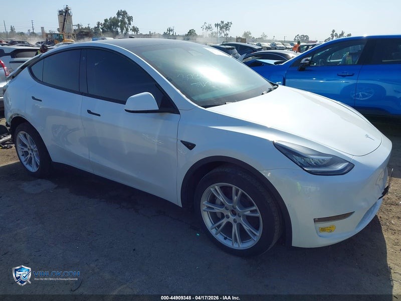 2022 TESLA MODEL Y LONG RANGE DUAL MOTOR ALL-WHEEL DRIVE – Lot 44909348 auction photo