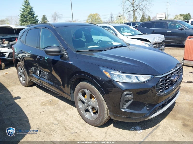 2023 FORD ESCAPE ST-LINE – Lot 44913000 auction photo
