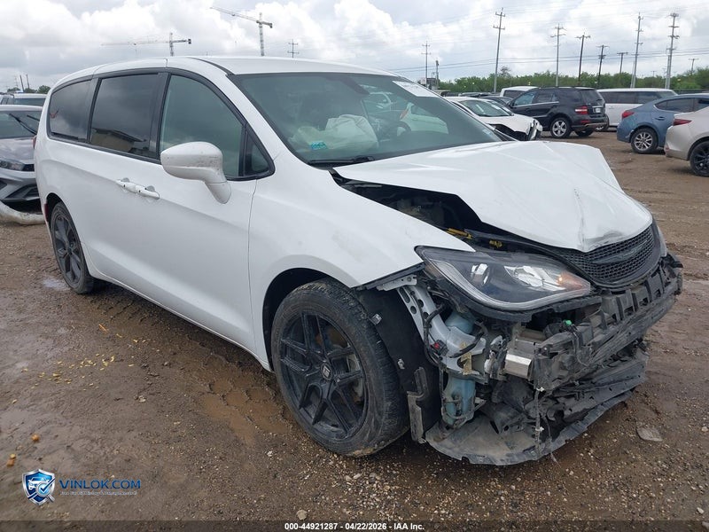 2019 CHRYSLER PACIFICA TOURING PLUS – Lot 44921287 auction photo