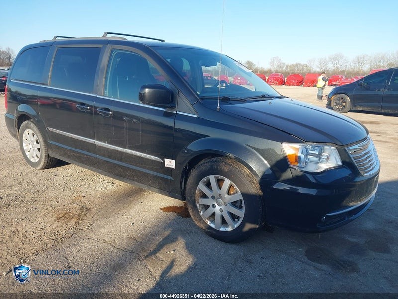 2015 CHRYSLER TOWN & COUNTRY TOURING – Lot 44926351 auction photo