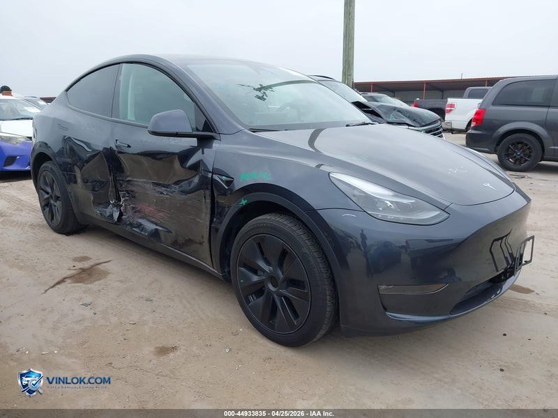 2024 TESLA MODEL Y LONG RANGE DUAL MOTOR ALL-WHEEL DRIVE – Lot 44933835 auction photo