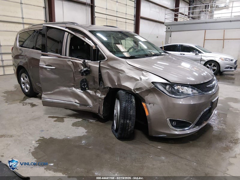 2017 CHRYSLER PACIFICA – Lot 44441168 auction photo