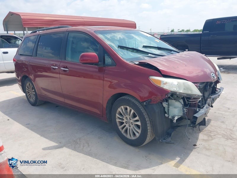 2011 TOYOTA SIENNA XLE – Lot 44963931 auction photo