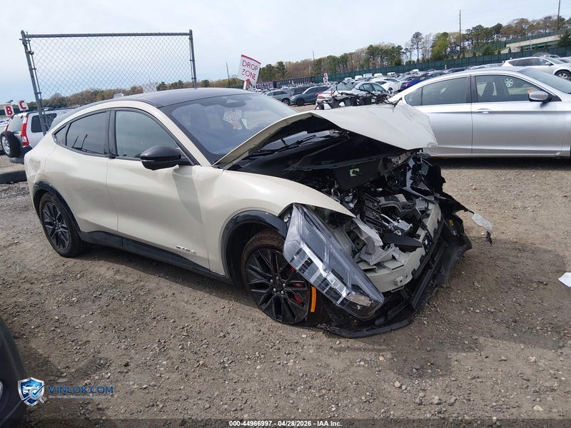 2025 FORD MUSTANG MACH-E PREMIUM – Lot 44966997 auction photo