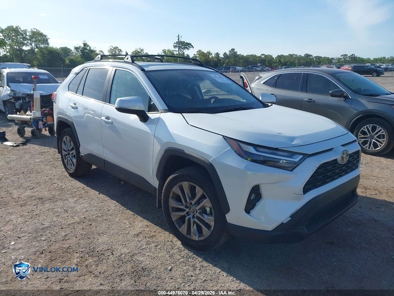 2025 TOYOTA RAV4 XLE PREMIUM – Lot 44976070 auction photo