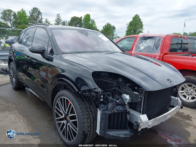 2025 PORSCHE CAYENNE GTS – Lot 44983837 auction photo
