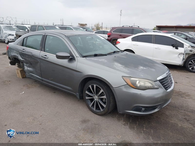 2012 CHRYSLER 200 S – Lot 45002297 auction photo