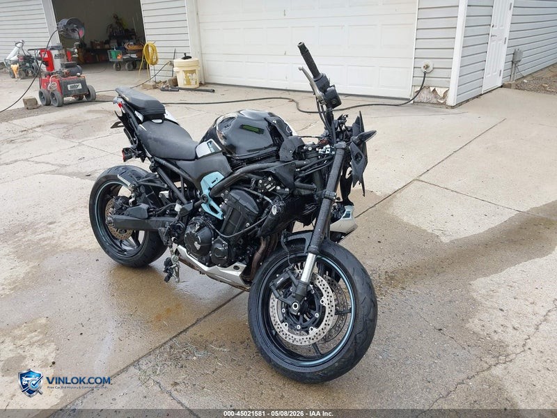 2025 KAWASAKI ZR900 S – Lot 45021581 auction photo