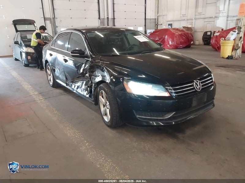 2013 VOLKSWAGEN PASSAT 2.5L SE – Lot 45025261 auction photo