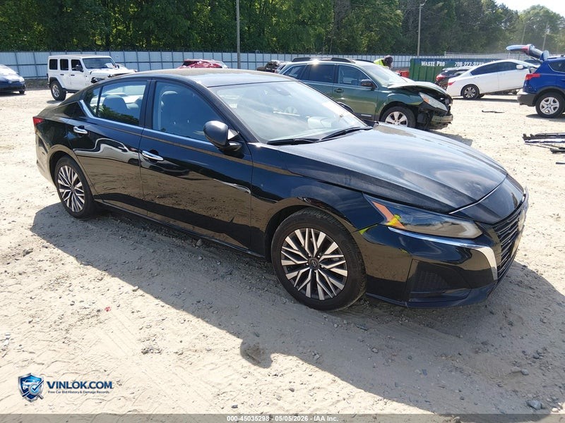 2024 NISSAN ALTIMA SV FWD – Lot 45035298 auction photo