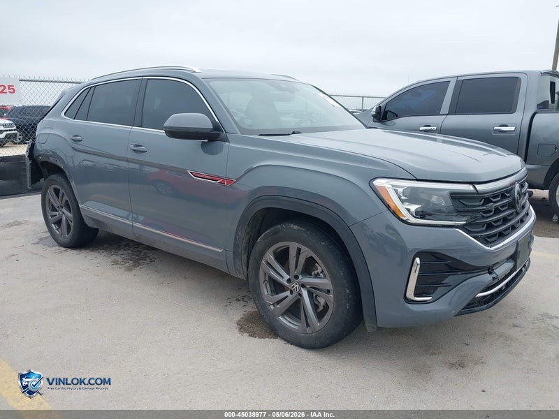 2024 VOLKSWAGEN ATLAS CROSS SPORT 2.0T SEL R-LINE – Lot 45038977 auction photo