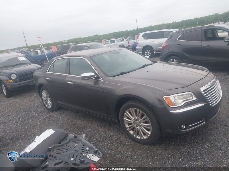2013 CHRYSLER 300C AWD – Lot 45044610 auction photo