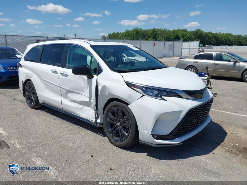 2023 TOYOTA SIENNA XSE – Lot 45046795 auction photo
