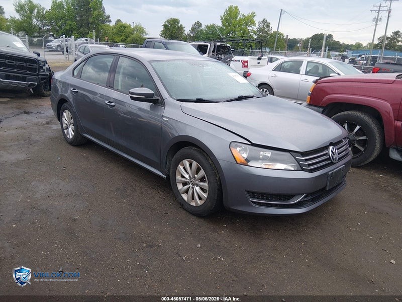 2015 VOLKSWAGEN PASSAT 1.8T WOLFSBURG EDITION – Lot 45057471 auction photo