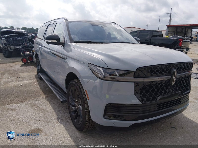 2025 LINCOLN NAVIGATOR RESERVE L – Lot 45064442 auction photo