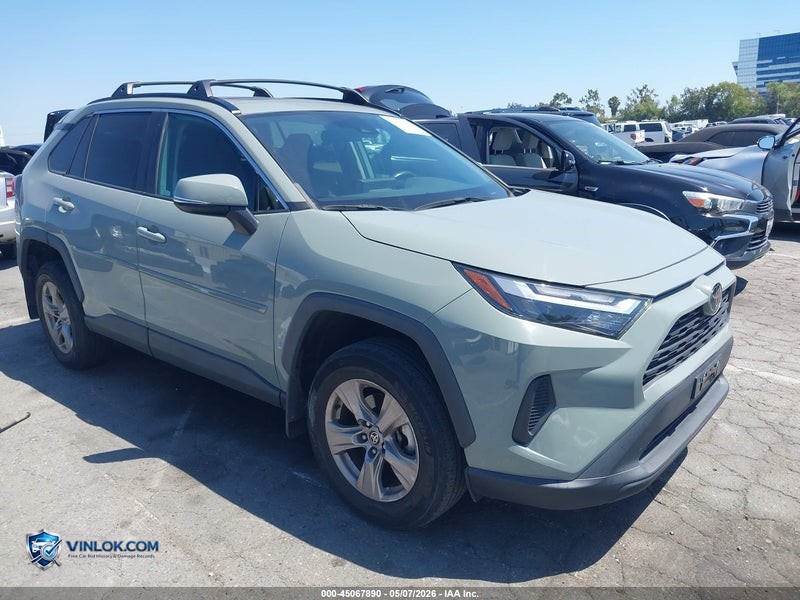 2023 TOYOTA RAV4 XLE – Lot 45067890 auction photo