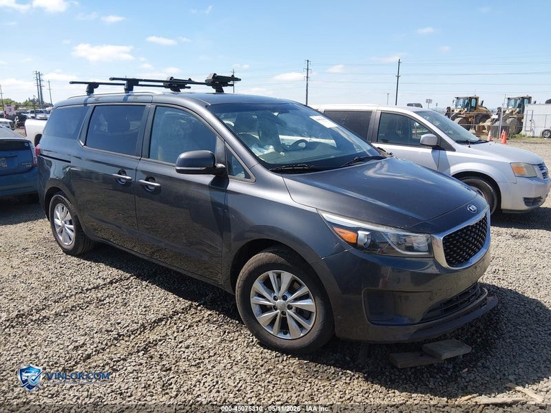 2016 KIA SEDONA LX – Lot 45075310 auction photo