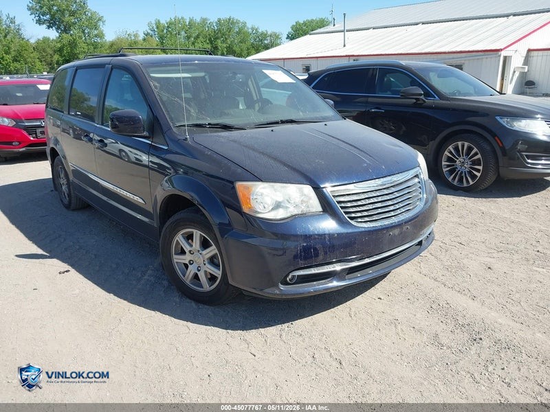 2012 CHRYSLER TOWN & COUNTRY TOURING – Lot 45077767 auction photo