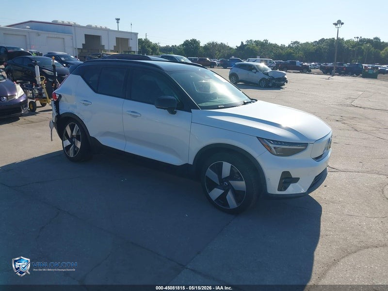 2024 VOLVO XC40 RECHARGE PURE ELECTRIC PLUS – Lot 45081815 auction photo